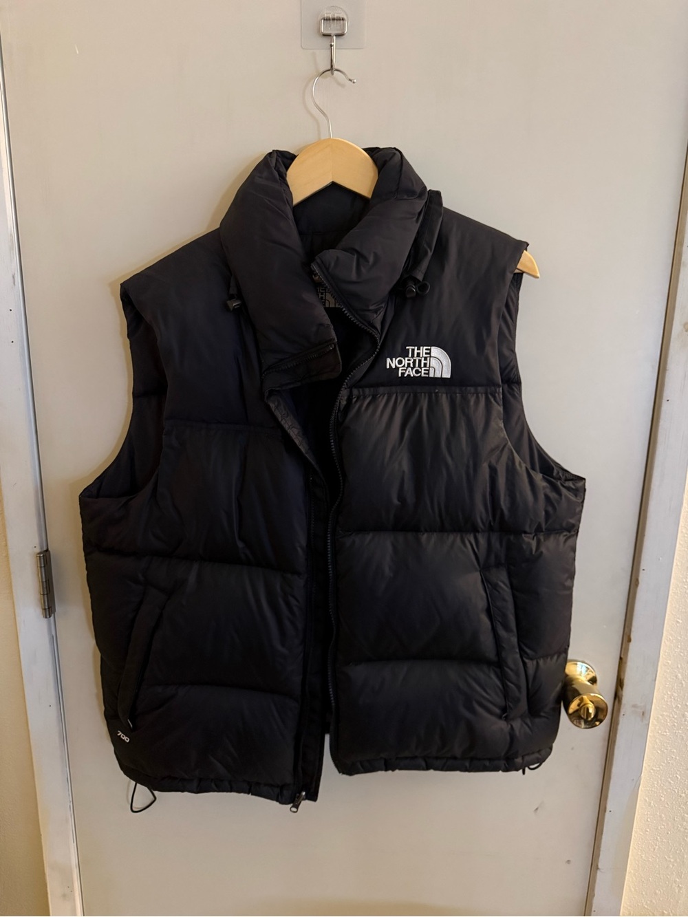 A Retro North Face Black Men's Insulated Puffer Vest